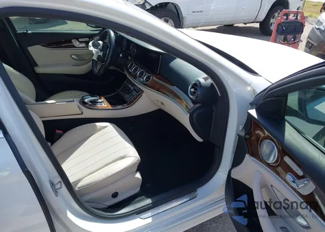 2019 Mercedes-Benz E 300 из США, поврежденный, VIN WDDZF4JB0KA552243